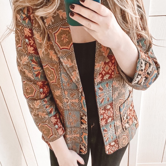 Vintage Patterned Blazer - Picture 2 of 10